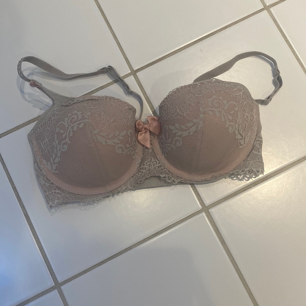 DKNY 32C Pink and Gray Bra